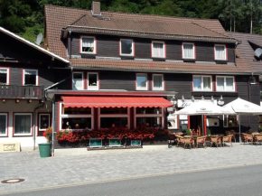 Отель Landgasthof Kleine Kommode  Цорге